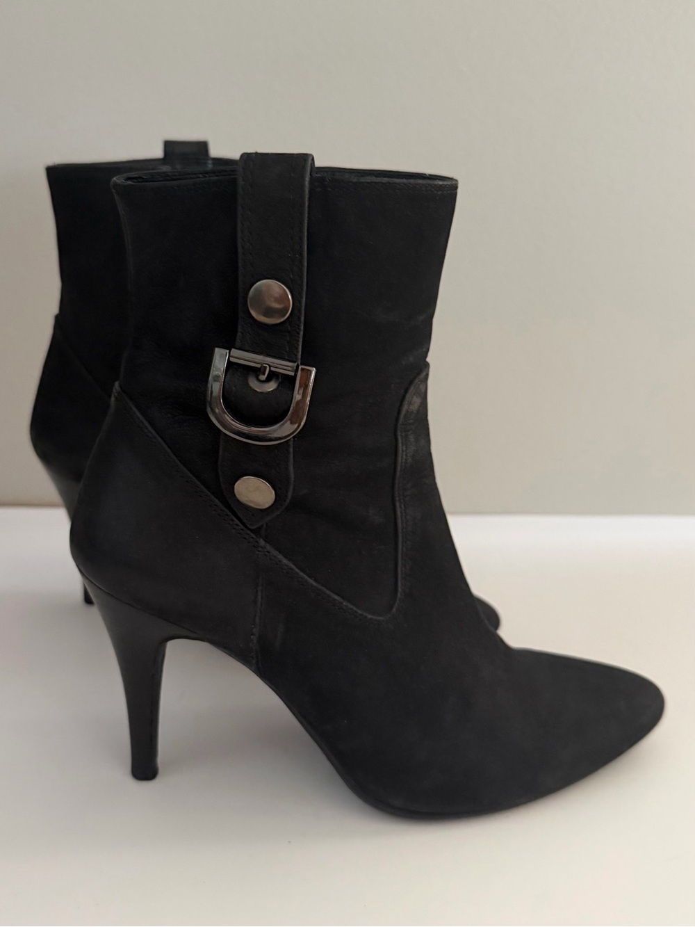 Women short boots